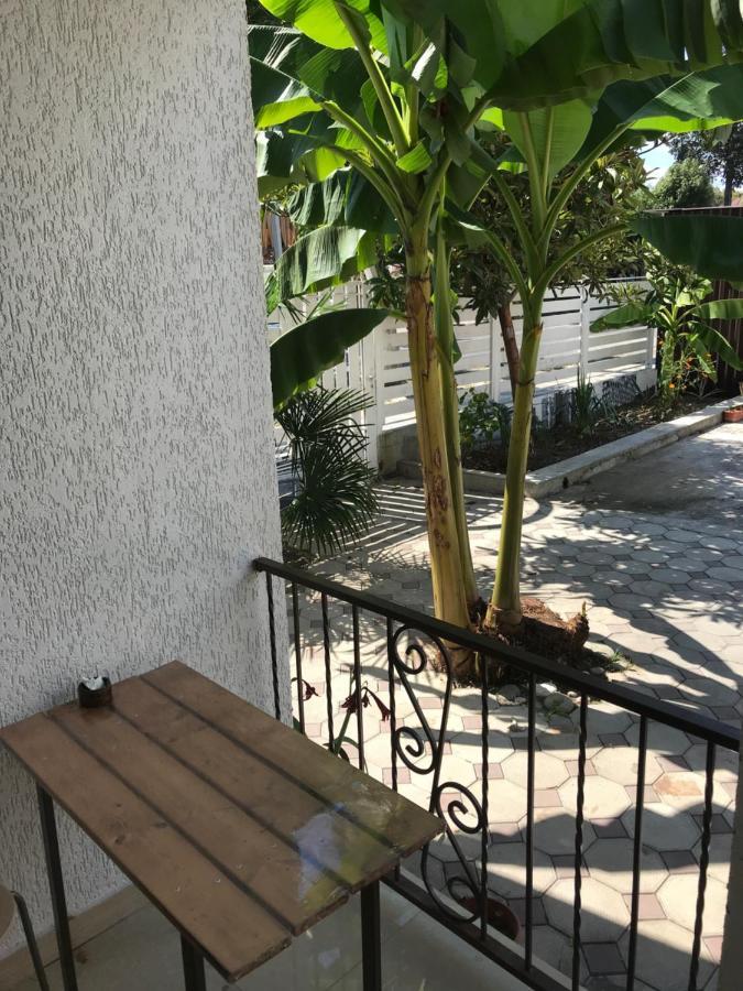 White House Gagra Exterior foto