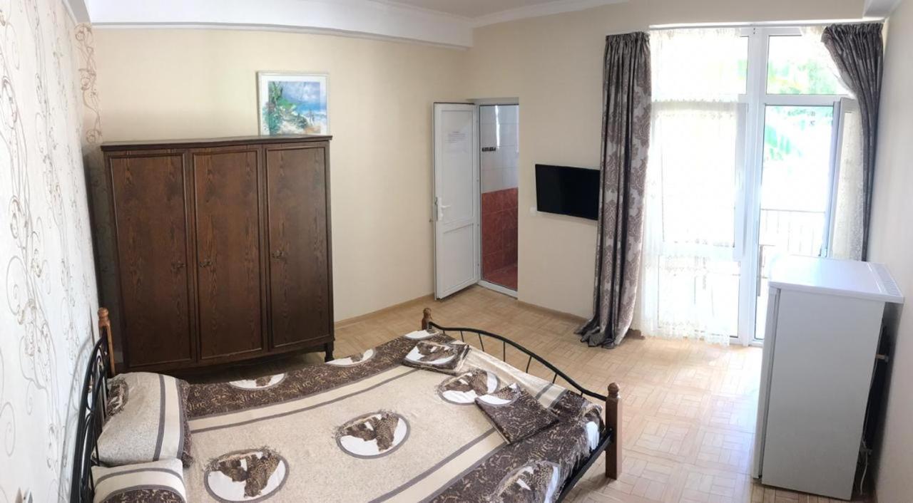 White House Gagra Exterior foto